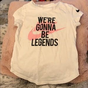 Nike shirt 💕✅